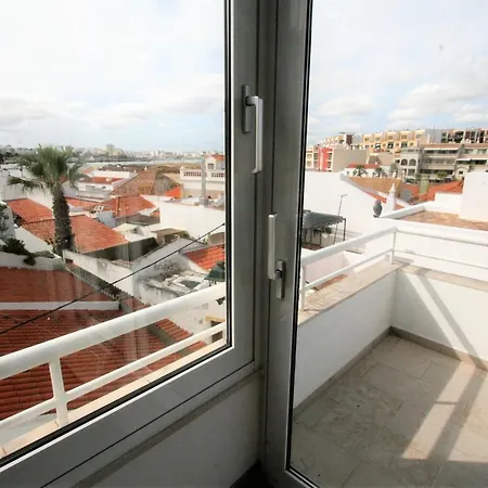 Casa Ameixeira Feriehus *